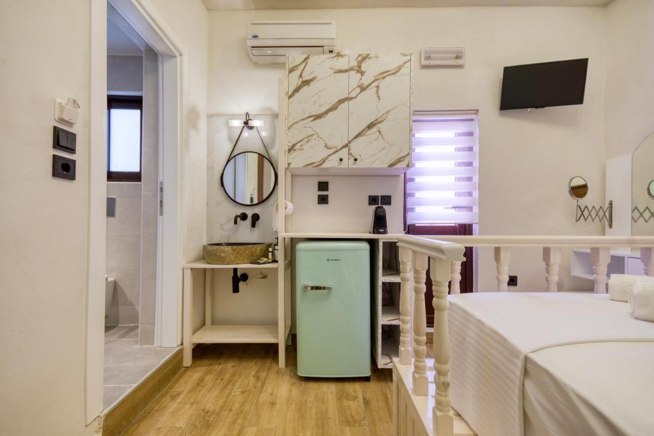 Bastion Luxury Medieval Accommodation Rhodes City エクステリア 写真