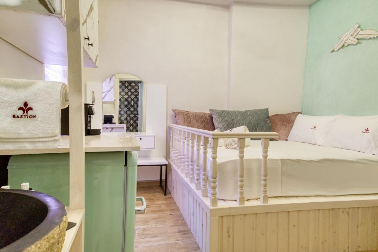 Bastion Luxury Medieval Accommodation Rhodes City エクステリア 写真